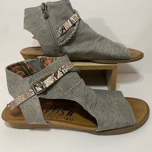 Sandals women size 10